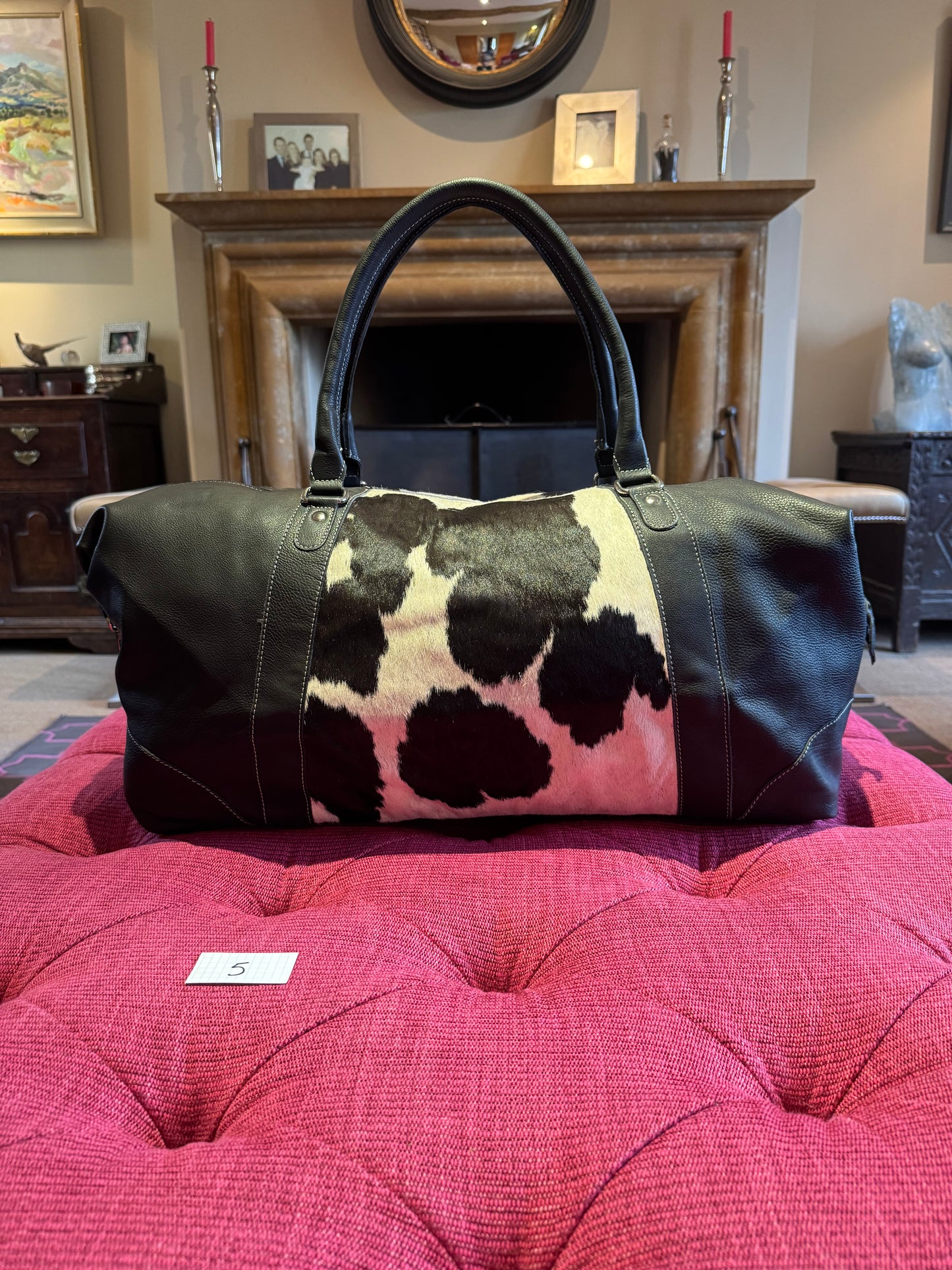 Gaucho Getaway Bag - Cowhide Weekend / Travel Bag – Black & White