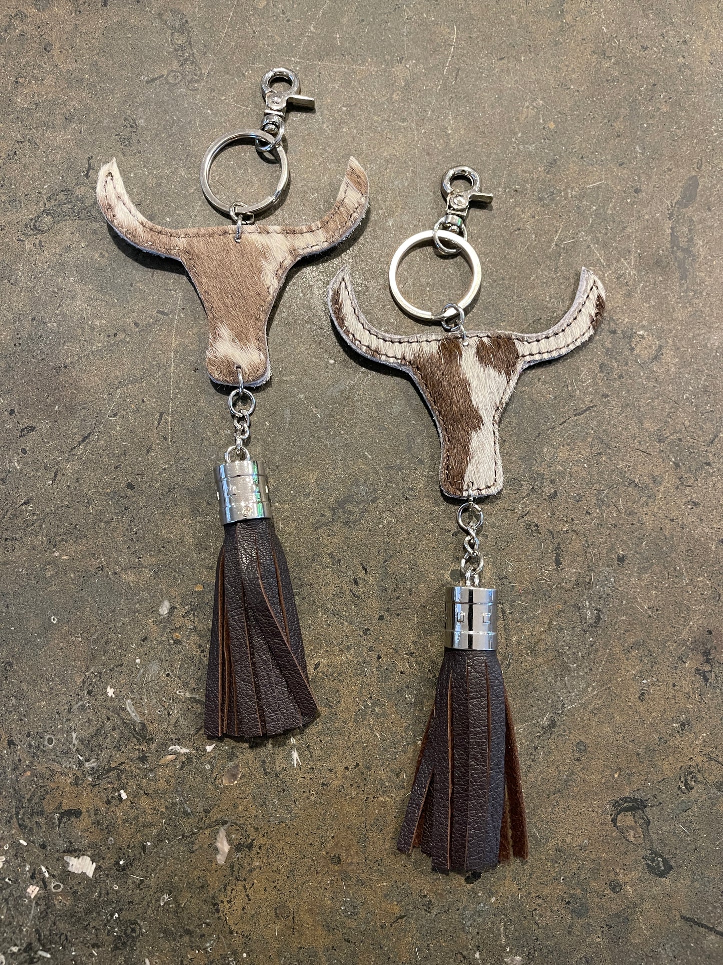 Bull’s Head Keyring – Brown & White